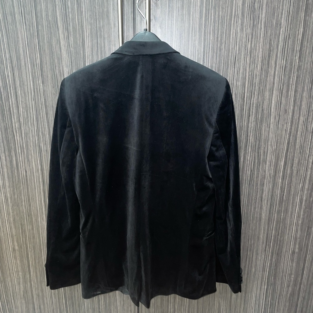 Black velvet blazer